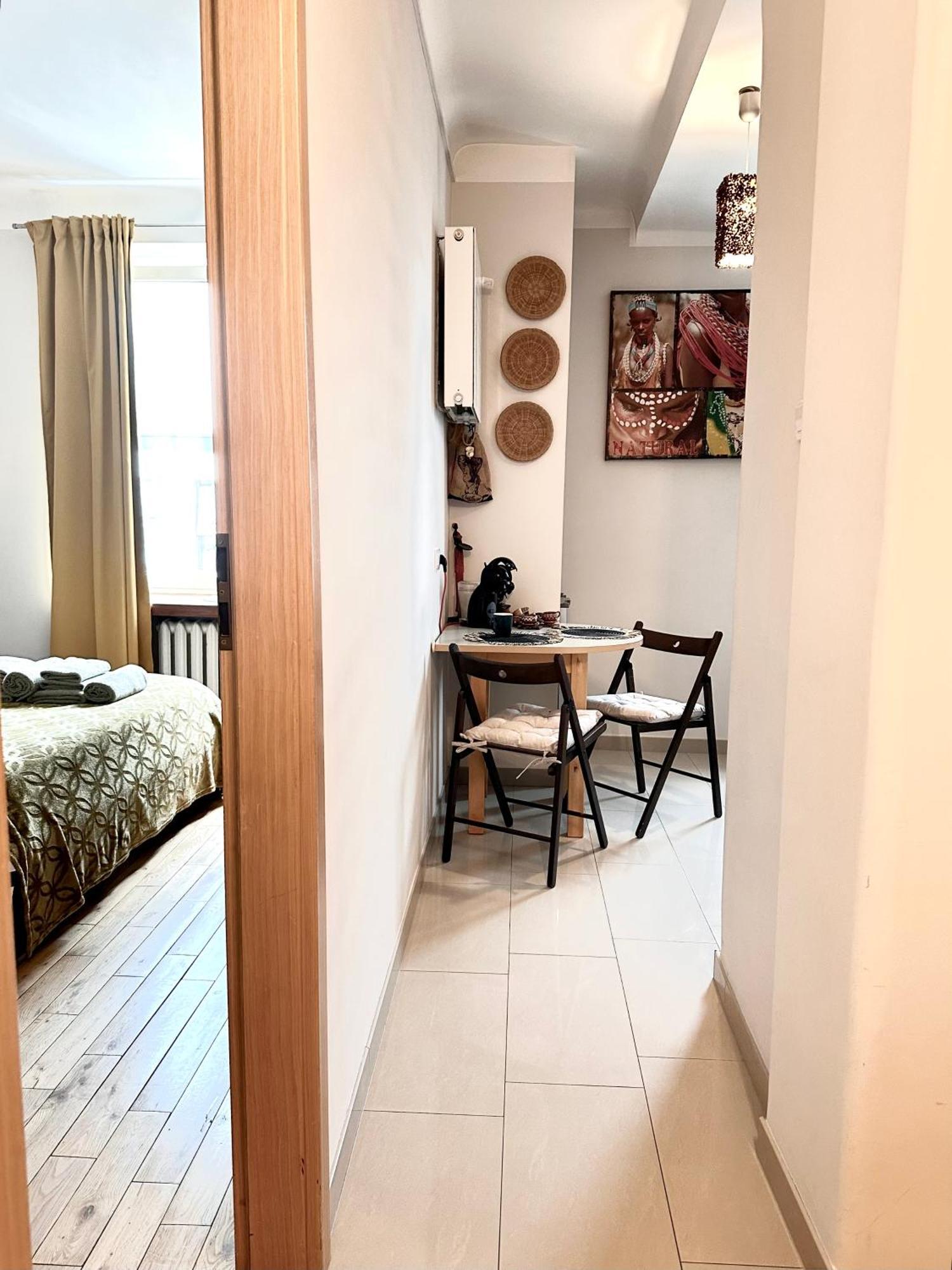 Africa Apartment Varşovia Exterior foto